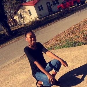 Meet your Posher, Keyia